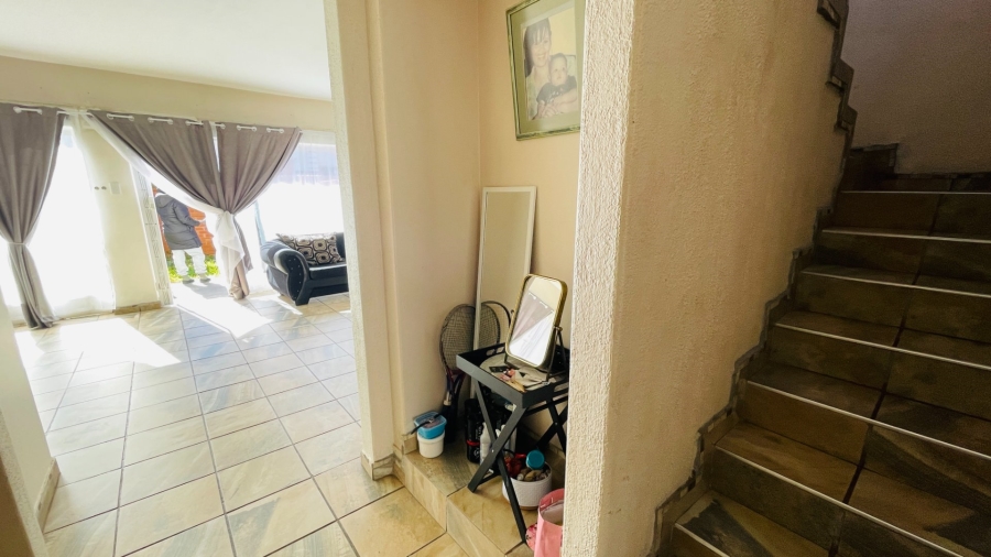 2 Bedroom Property for Sale in Potchefstroom South North West
